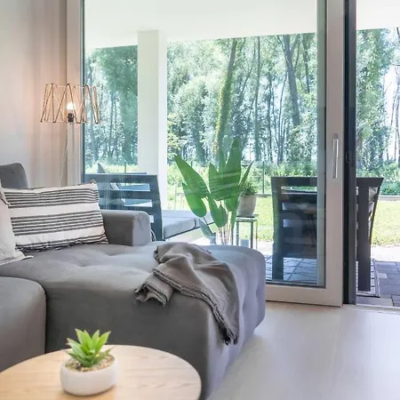 Fuzliget Surf Front 公寓